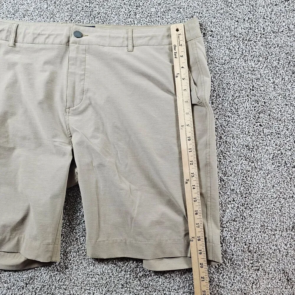 Faherty Shorts Mens 42 Khaki Stretch Performance All Day Chino Hiking Camping
